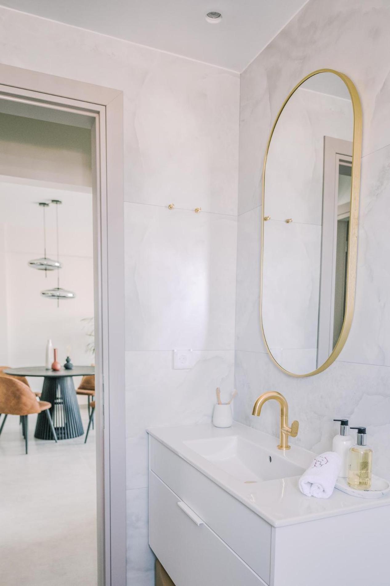 Hama Luxury Seaside Apartments Corinth Dış mekan fotoğraf